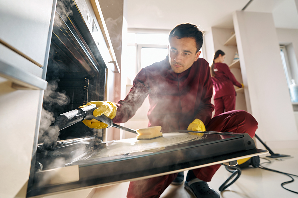 Commercial office cleaning service